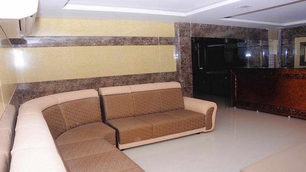 Hariharan Residency - Poonamallee Hotel Madrás Exterior foto